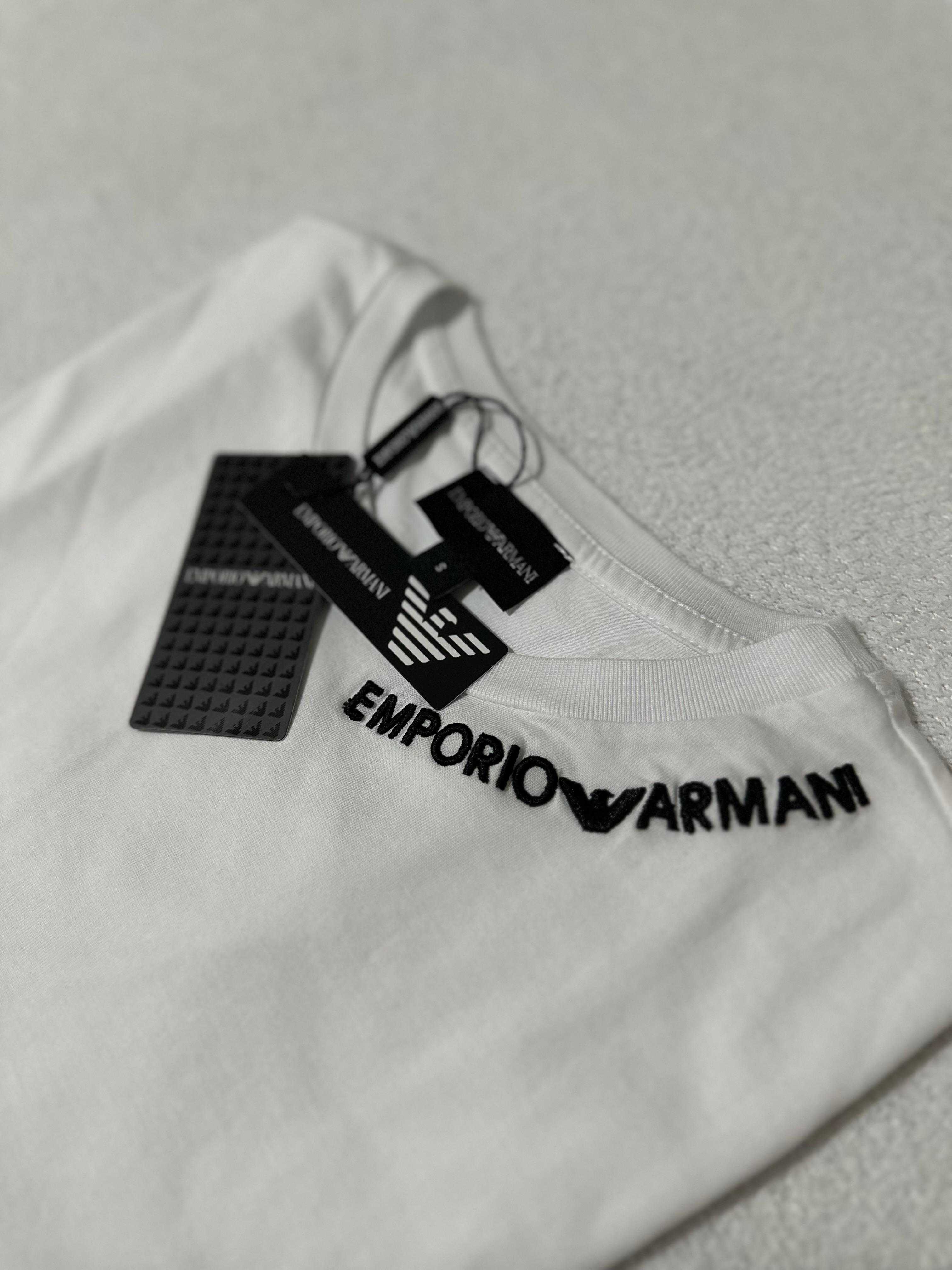 Camiseta Empório Armani | Bordada EA