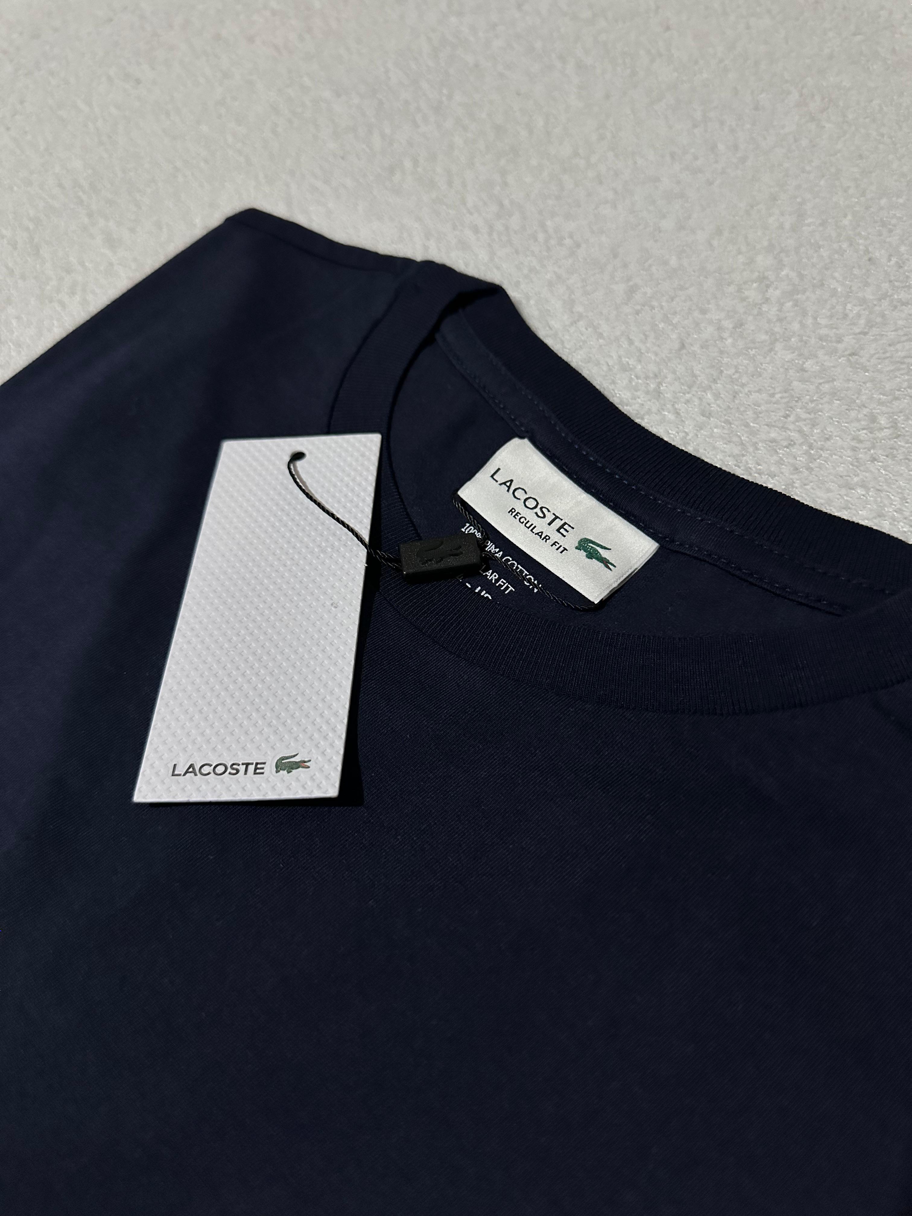 Camiseta Lacoste Padrão